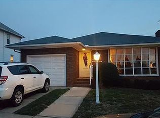 18 Burchard St, Edison, NJ 08837