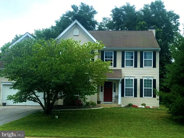 415 W 7th Ave, Parkesburg, PA 19365