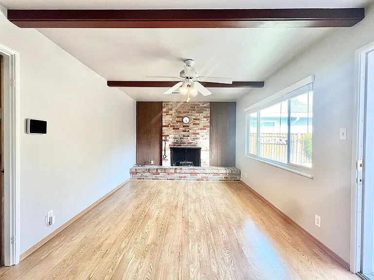 6610 Canterbury Ct — Photo 18
