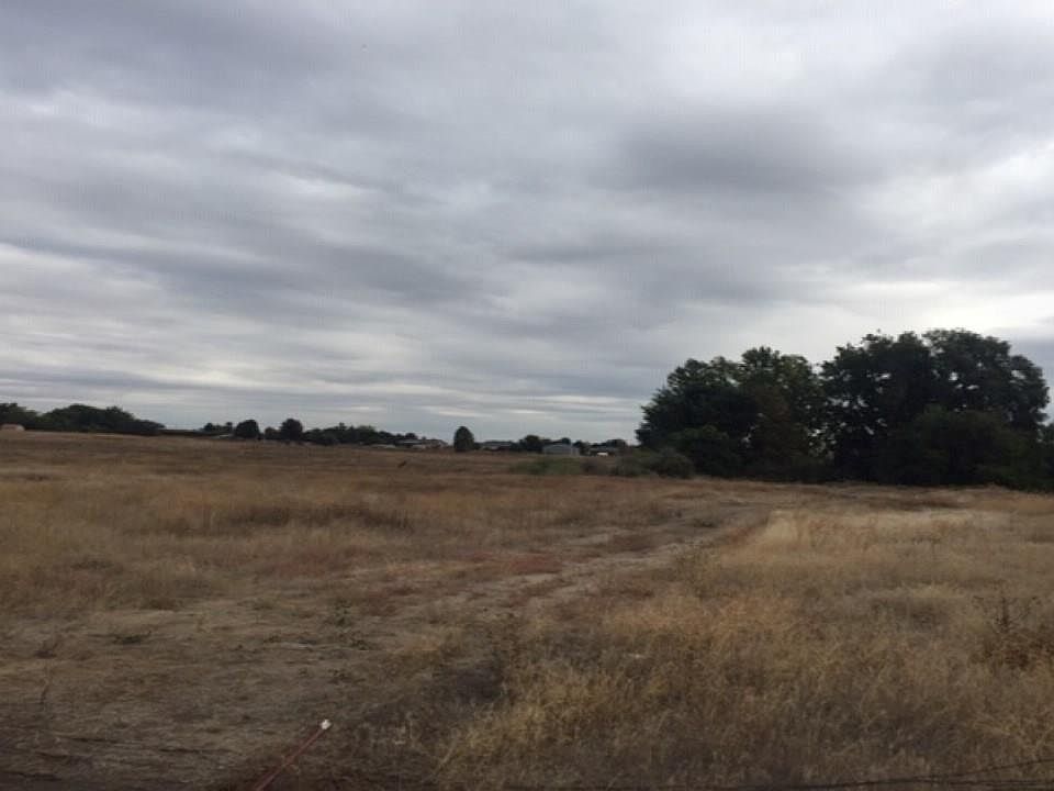 2nd image of 16205 N Missimer Rd
