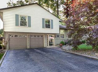 371 Wheelock Dr NE, Warren, OH