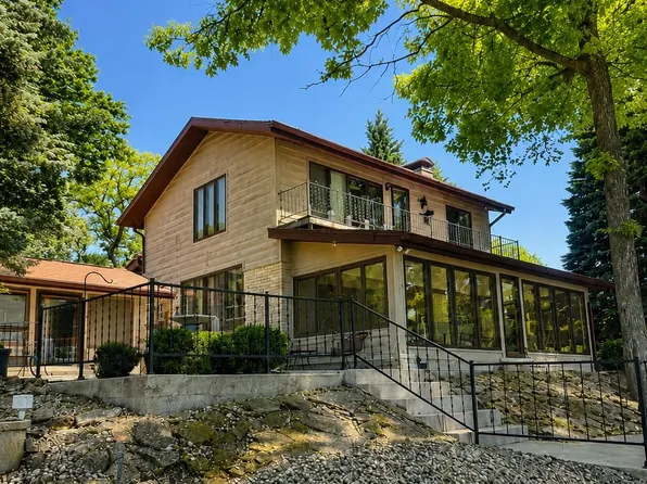 352 Forest Ave, Green Lake, WI 54941