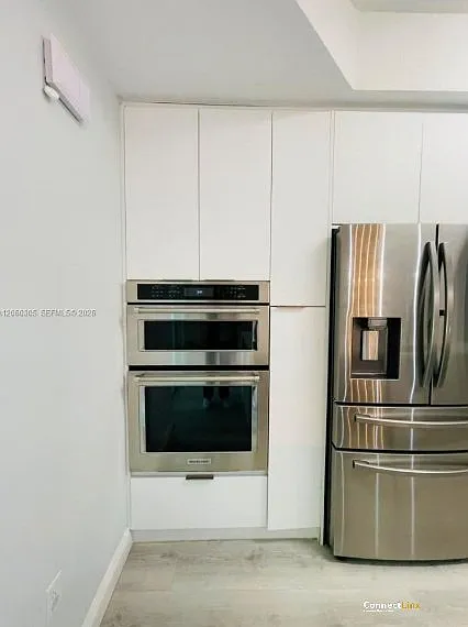 3 bed, 2.0 bath, 1528 sqft, $2,900 — Photo 2