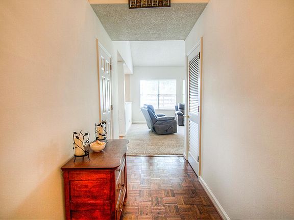 2nd image of 2981 Nautilus Dr