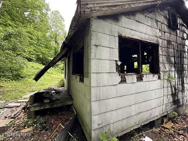 2nd image of 1709 Ruritan Rd