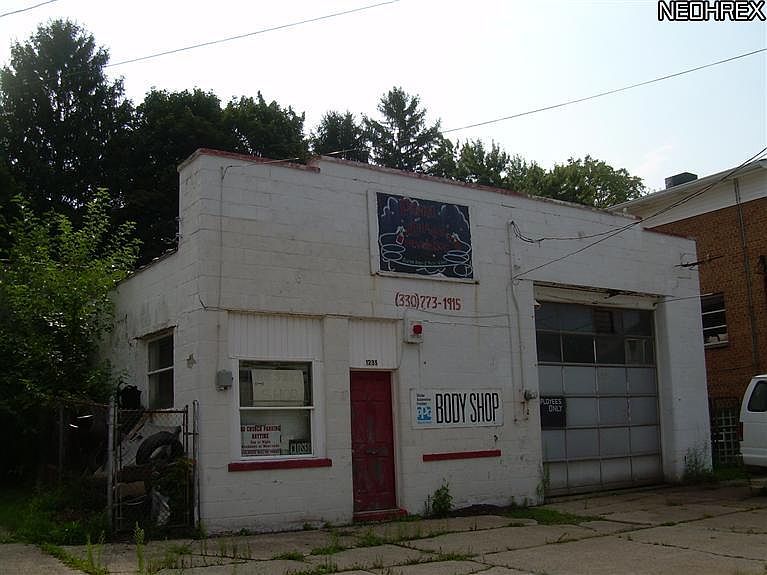 1st image of 1235 Grant St