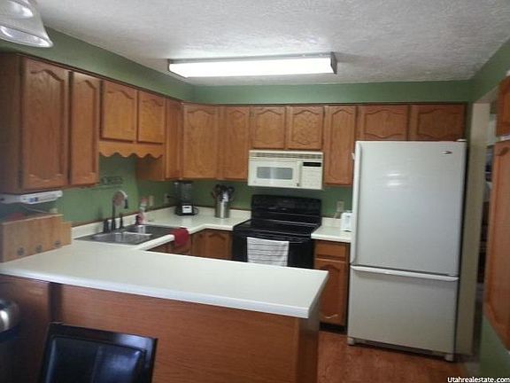 2nd image of 2189 W Lexington Dr