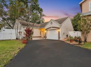 Coral Lakes, Pembroke Pines, FL 33026