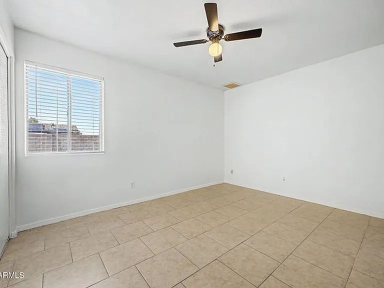 1508 W Rockwood Dr — Photo 8