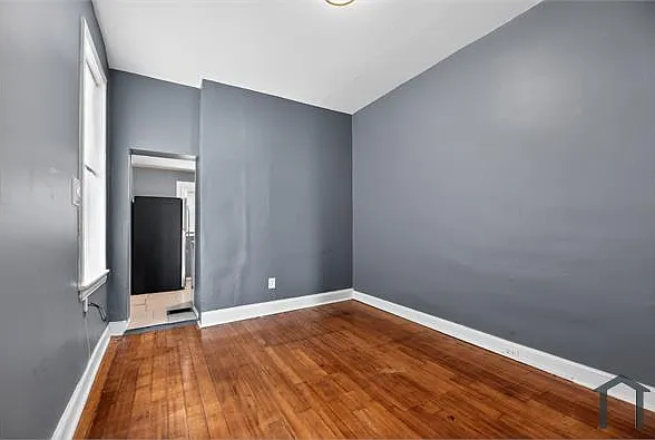 729 E Allegheny Ave — Photo 8