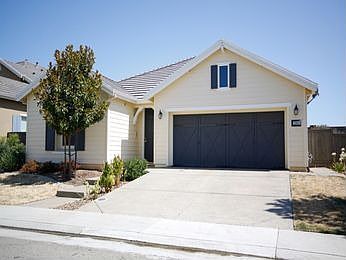 2nd image of 1241 Tavistock Ln