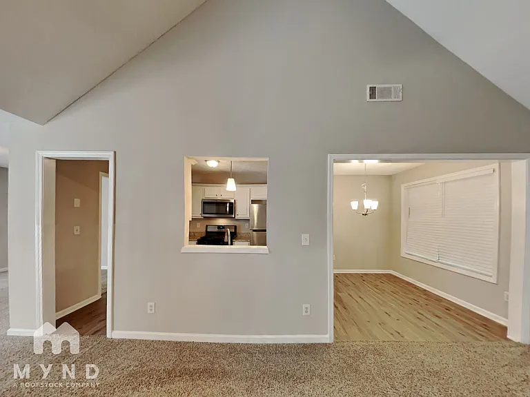 1013 Vineyard Walk — Photo 6
