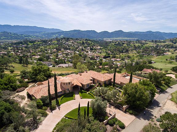 3rd image of 1015 Ladan Dr