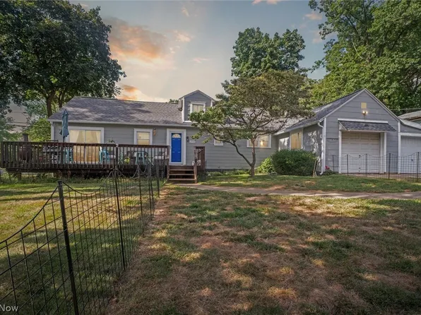 3193 N Turkeyfoot Rd, Akron, OH 44319