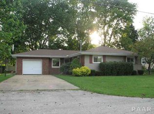 313 N Toepfer St, Tremont, IL 61568