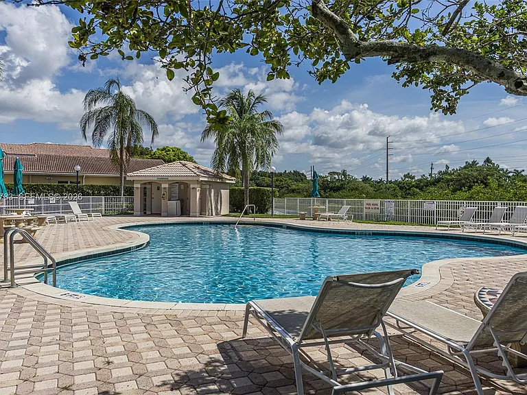 17367 SW 20th Ct — Photo 29