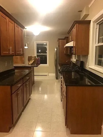2 bed, 2.0 bath, 1800 sqft, $3,000 — Photo 3