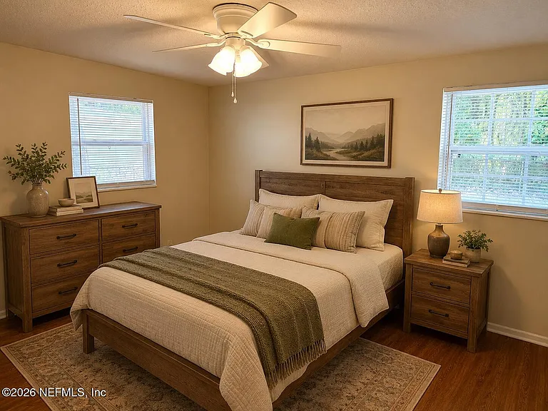 2909 Lauderdale Dr E — Photo 11