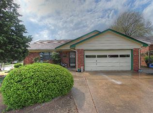 1006 E Courtney Ave, Sapulpa, OK 74066