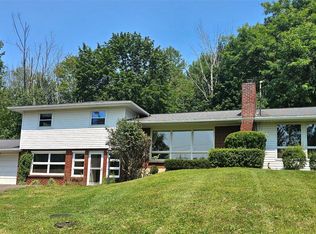 1325 E Campville Rd, Endicott, NY 13760