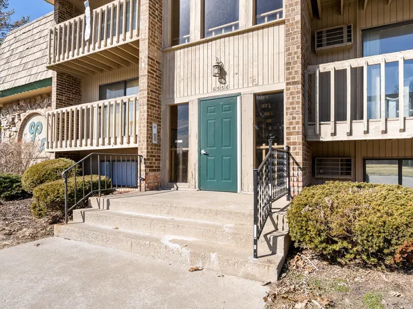 5536 Cedar Point Dr APT A16, Crown Pt, IN 46307