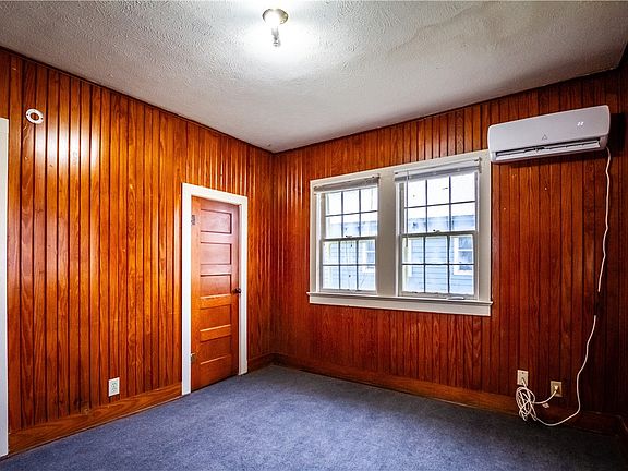 4th image of 417 S San Patricio St