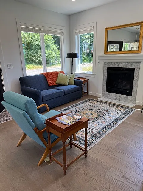 11668 Seola Beach Dr SW — Photo 2