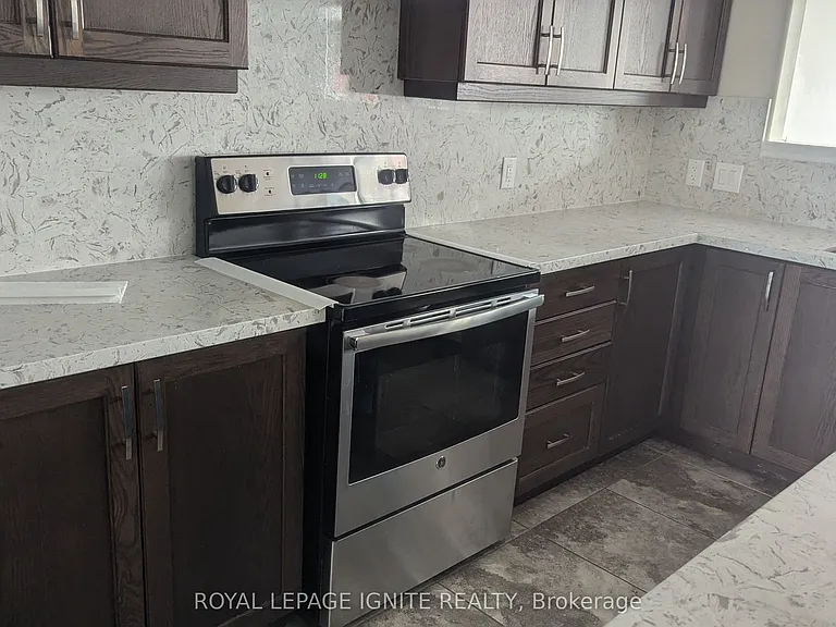270 Sweet Gale St — Photo 31