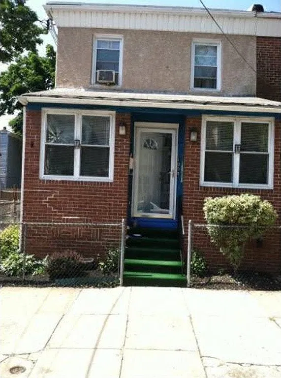 2 bed, 1008 sqft, $1,100 — Photo 1