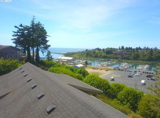 97790 Hanscam Ln, Brookings, OR 97415