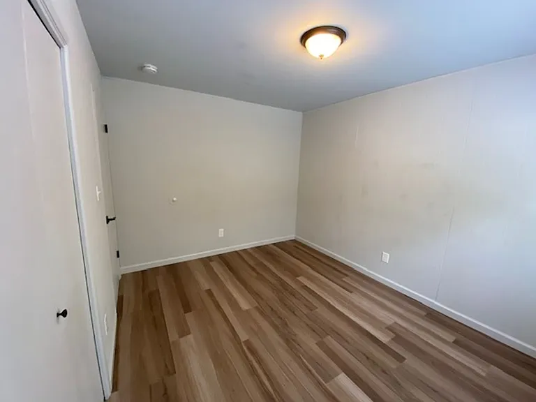 739 Taylor St — Photo 17