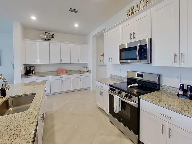 1505 Saddlewood Cir — Photo 4