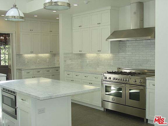 2nd image of 130 N Cliffwood Ave