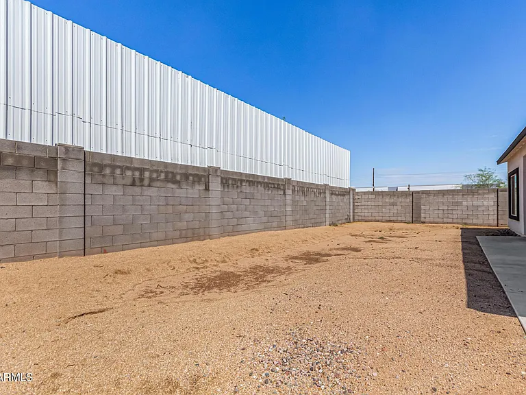 2746 W Pima St #2 — Photo 23