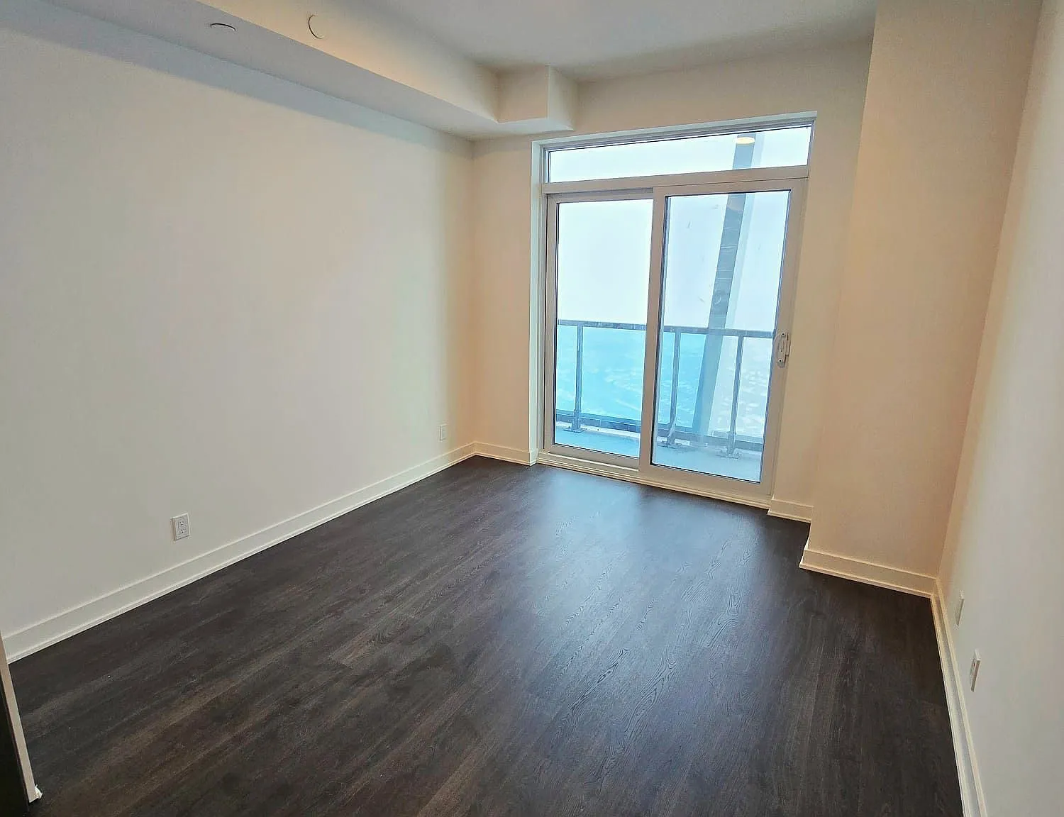 2 bed, $2,400 — Photo 3