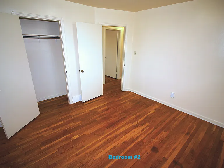 1090 Meridian Ct — Photo 22