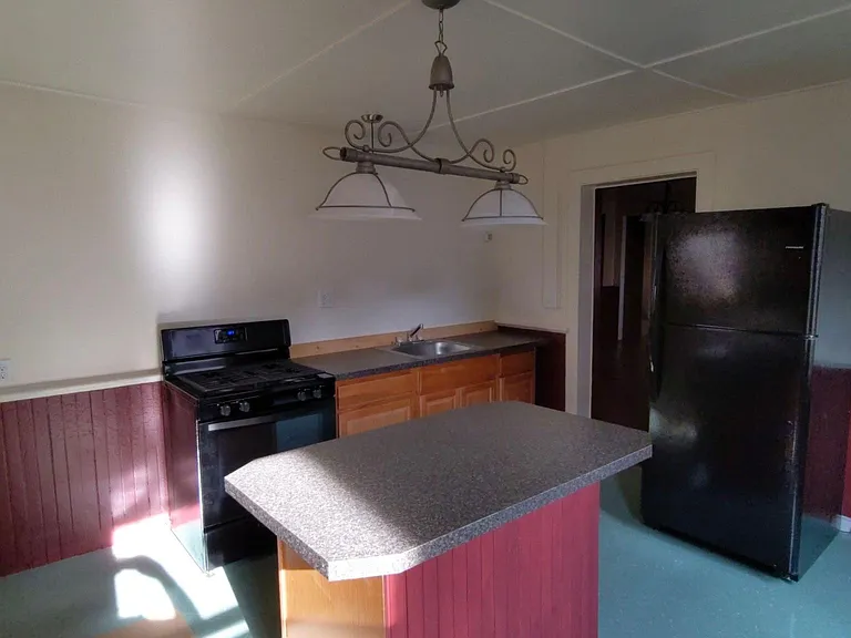 9 Pleasant Ave #1 — Photo 5