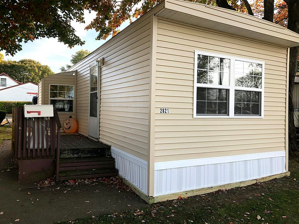 1st image of 2821 Pearl Ave