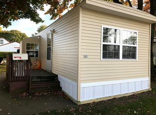 2821 Pearl Ave, Erie, PA 16510