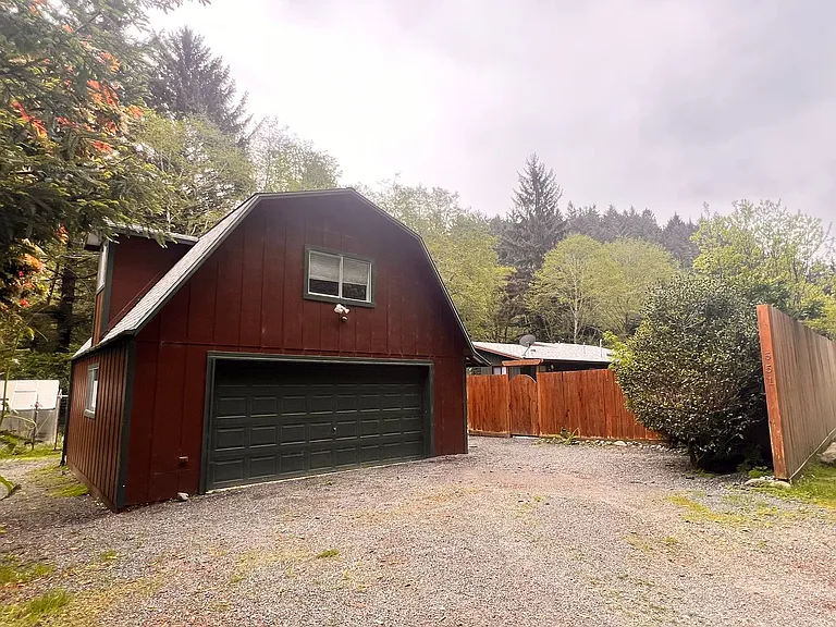 551 McDonald Creek Rd — Photo 39