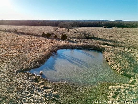 4th image of 110 W 1010th Rd