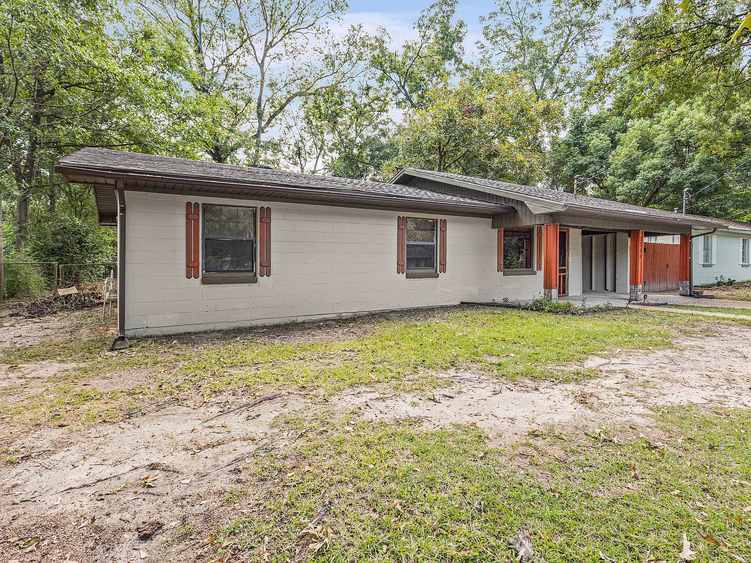 3 bed, $1,350 — Photo 4