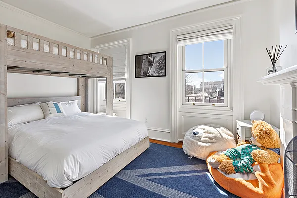 Sold by Douglas Elliman | media 8