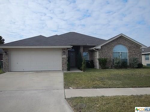 1st image of 3005 Jasmine Ln