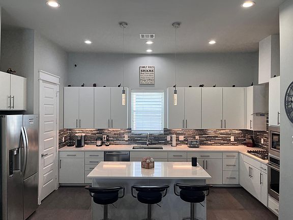 Kitchen area