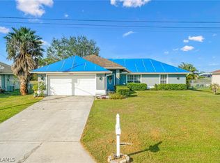 2704 45th St SW, Lehigh Acres, FL 33976