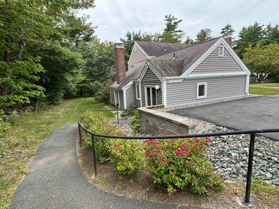 18 Hilltop Place #18, New London, NH, 03257