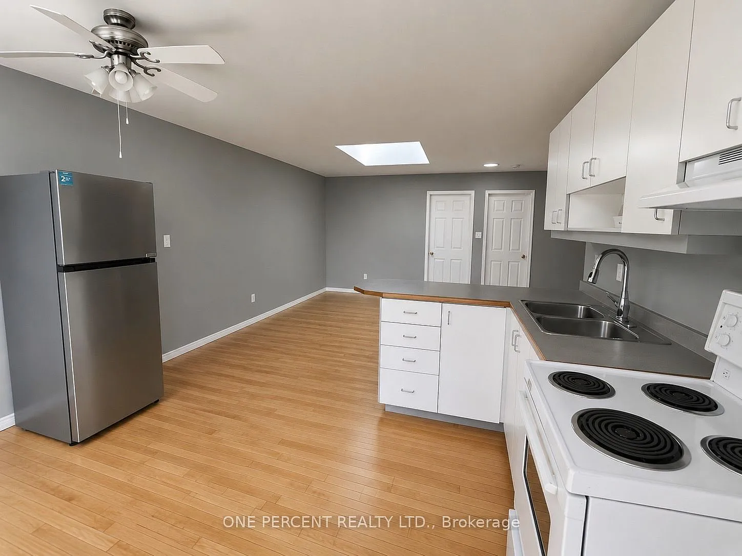 2 bed, $2,000 — Photo 4