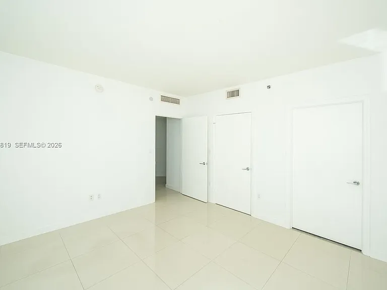 55 SE 6th St #2210 — Photo 18