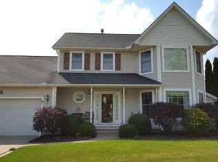 564 33rd St SW, Barberton, OH 44203